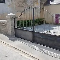 Empty image