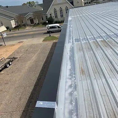 Hendrix Weatherproofing & Seamless Gutters