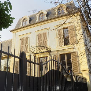 Restauration de façades anciennes d'une maison XIXème
