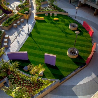 PODIUM LANDSCAPE