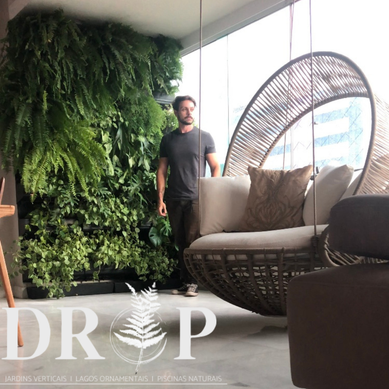 Jardim vertical D.