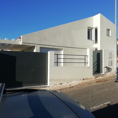 Moradia em Tires