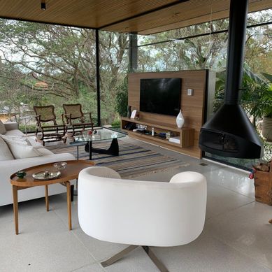 PAINEL DE TV PARA LAREIRA