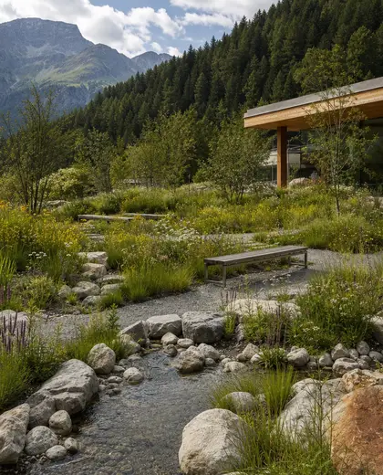 sustainable public space — garden (alpine)