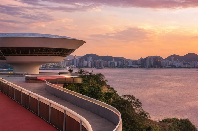 Niterói: arquitetura, mar, cultura e boas oportunidades para projetar bem